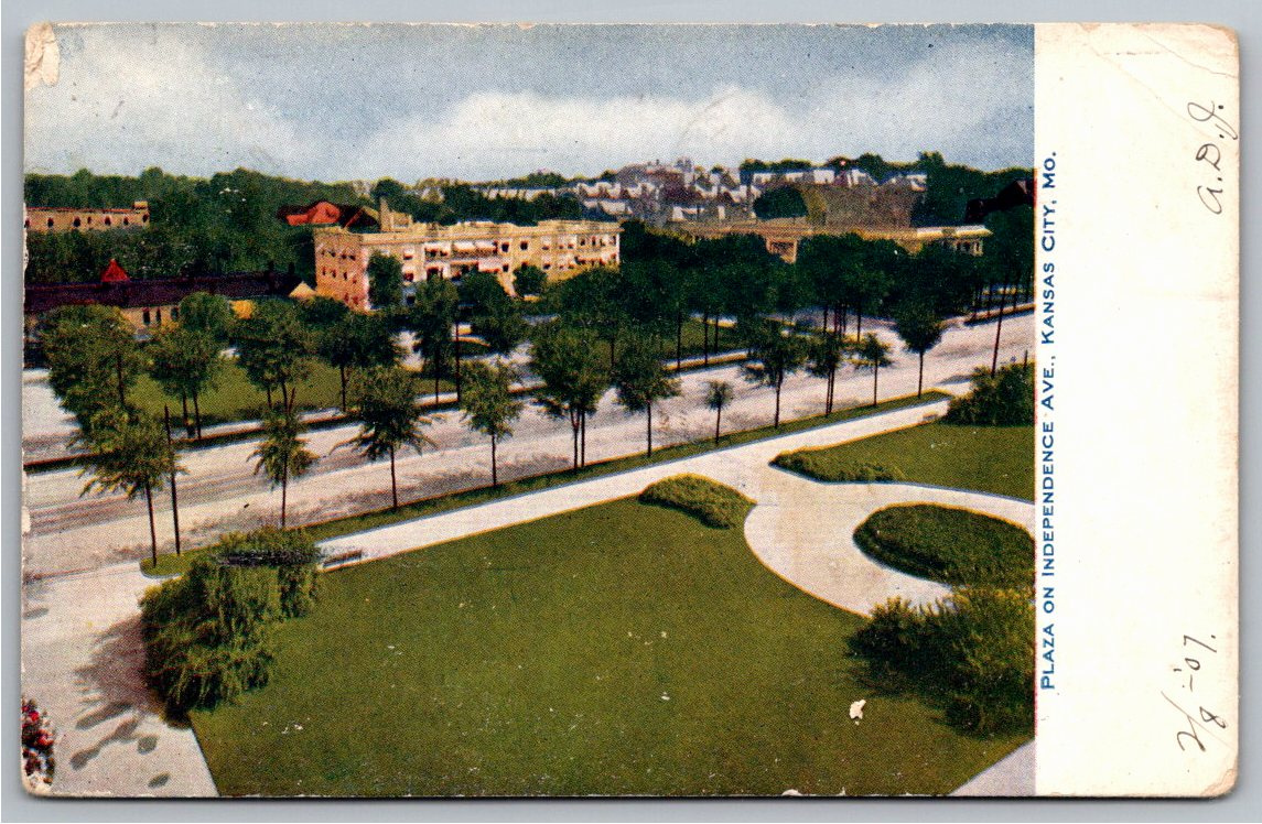 Vintage 1907 Kansas City Postcard: Independence Avenue Plaza View
