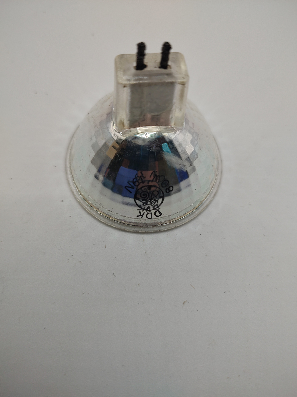 Vintage GE DDK Multi-Mirror Projection Lamp Bulb 19V 80W NOS - Angle / View 2