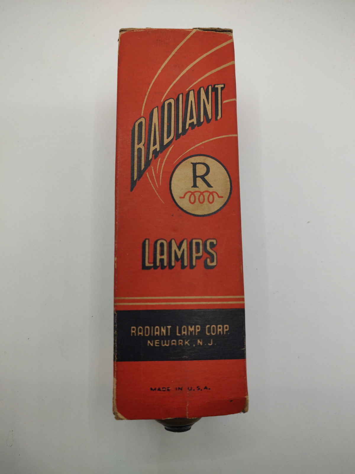 Vintage Radiant 1000W 120V Medium Prefocus Projection Bulb in Box