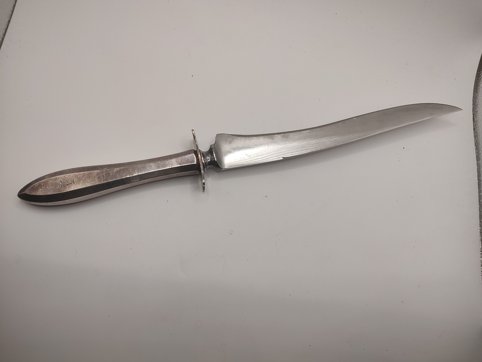 Antique Silver-Plated Monogrammed Carving Knife with Curved Blade - Angle / View 2