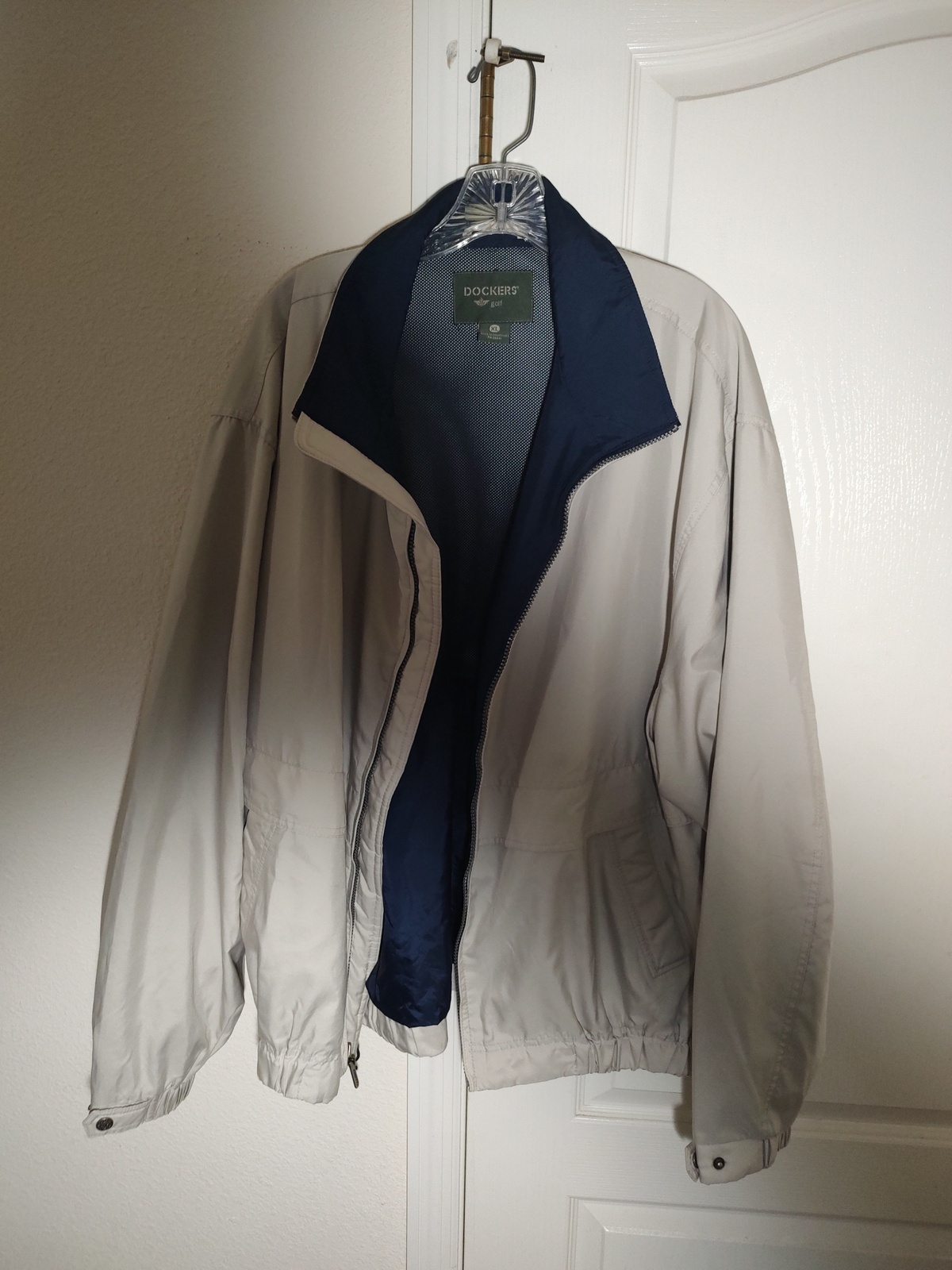 Vintage Dockers Golf Mens XL Windbreaker Jacket Full Zip - Angle / View 2