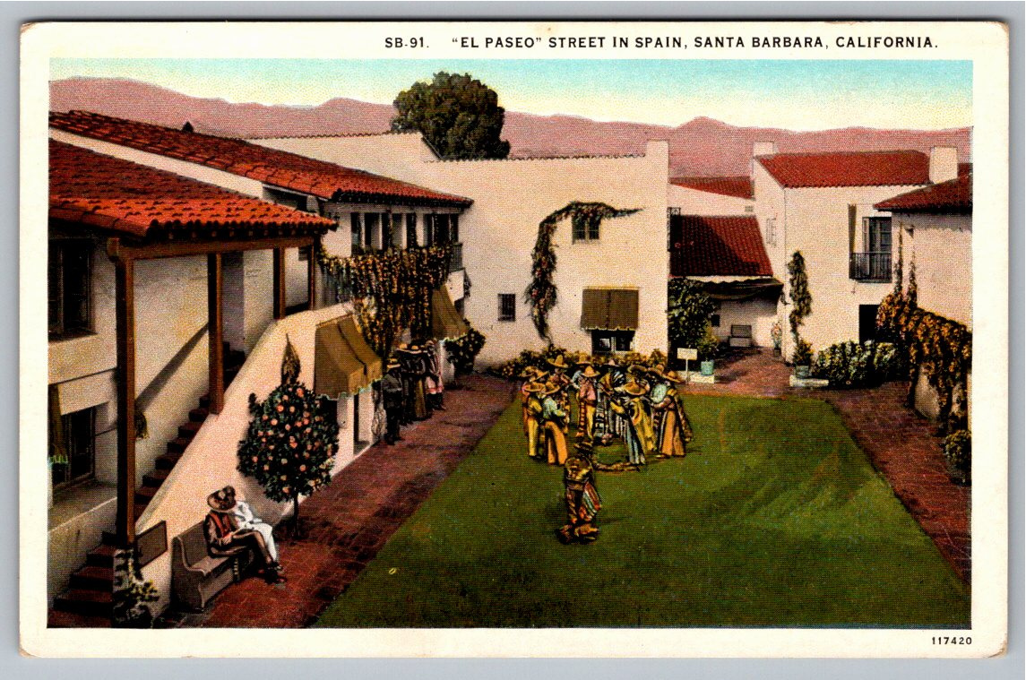 1930s Santa Barbara El Paseo Street in Spain Vintage Postcard
