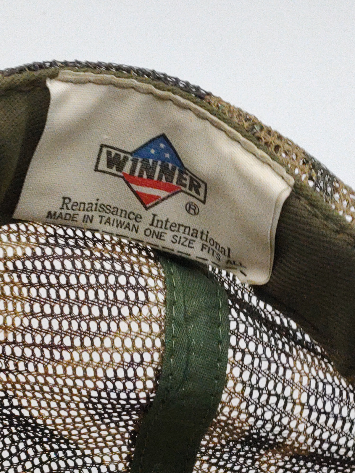 Vintage 1980s Ernie Haire Ford Camo Mesh Trucker Hat Snapback - Angle / View 2