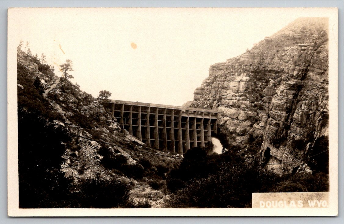 La Prele Dam & Canyon Douglas Wyoming 1910s Vintage RPPC Postcard