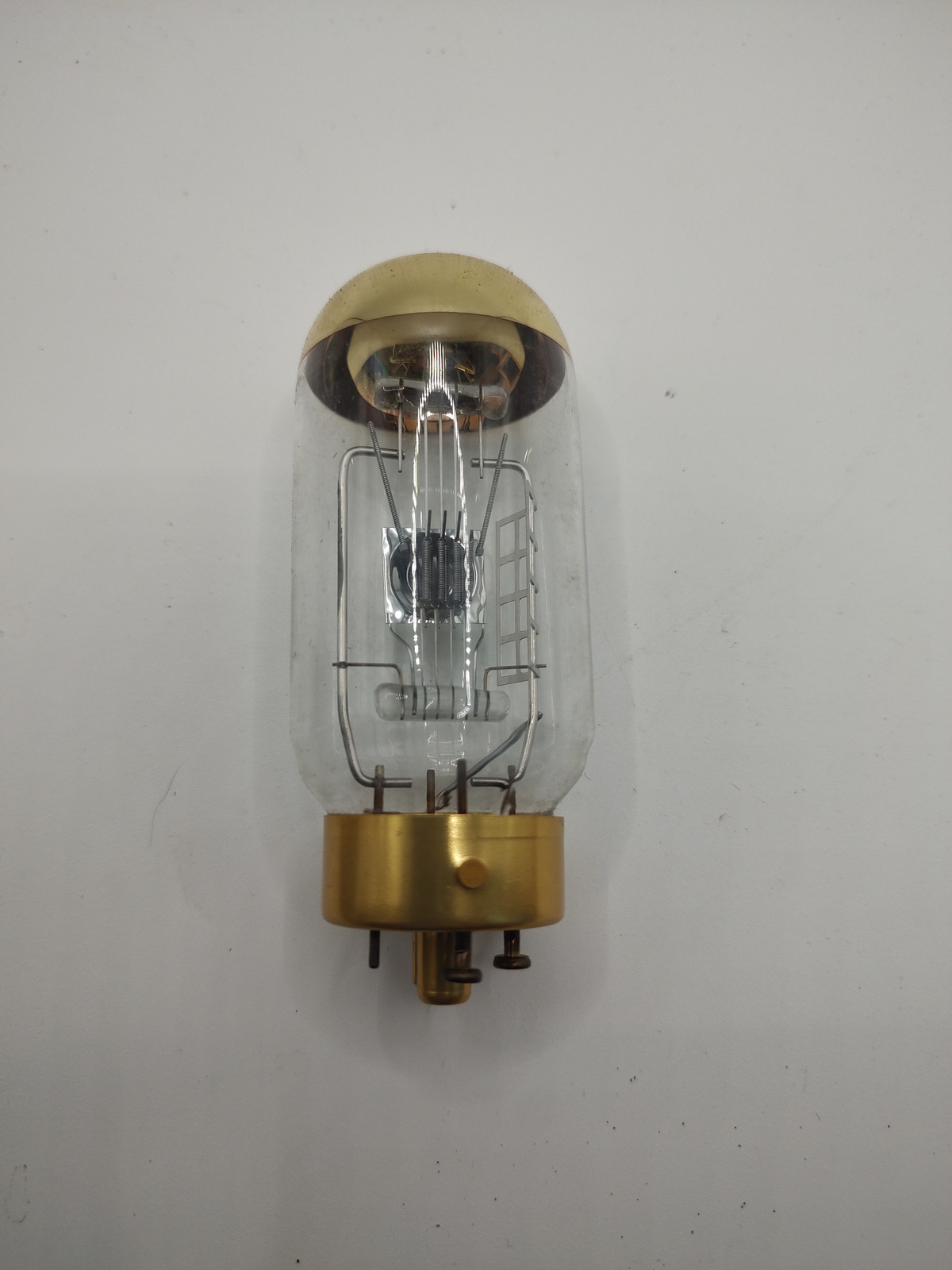 Vintage GE DFR 500W 115-120V Projection Lamp Bulb & Original Box - Angle / View 3