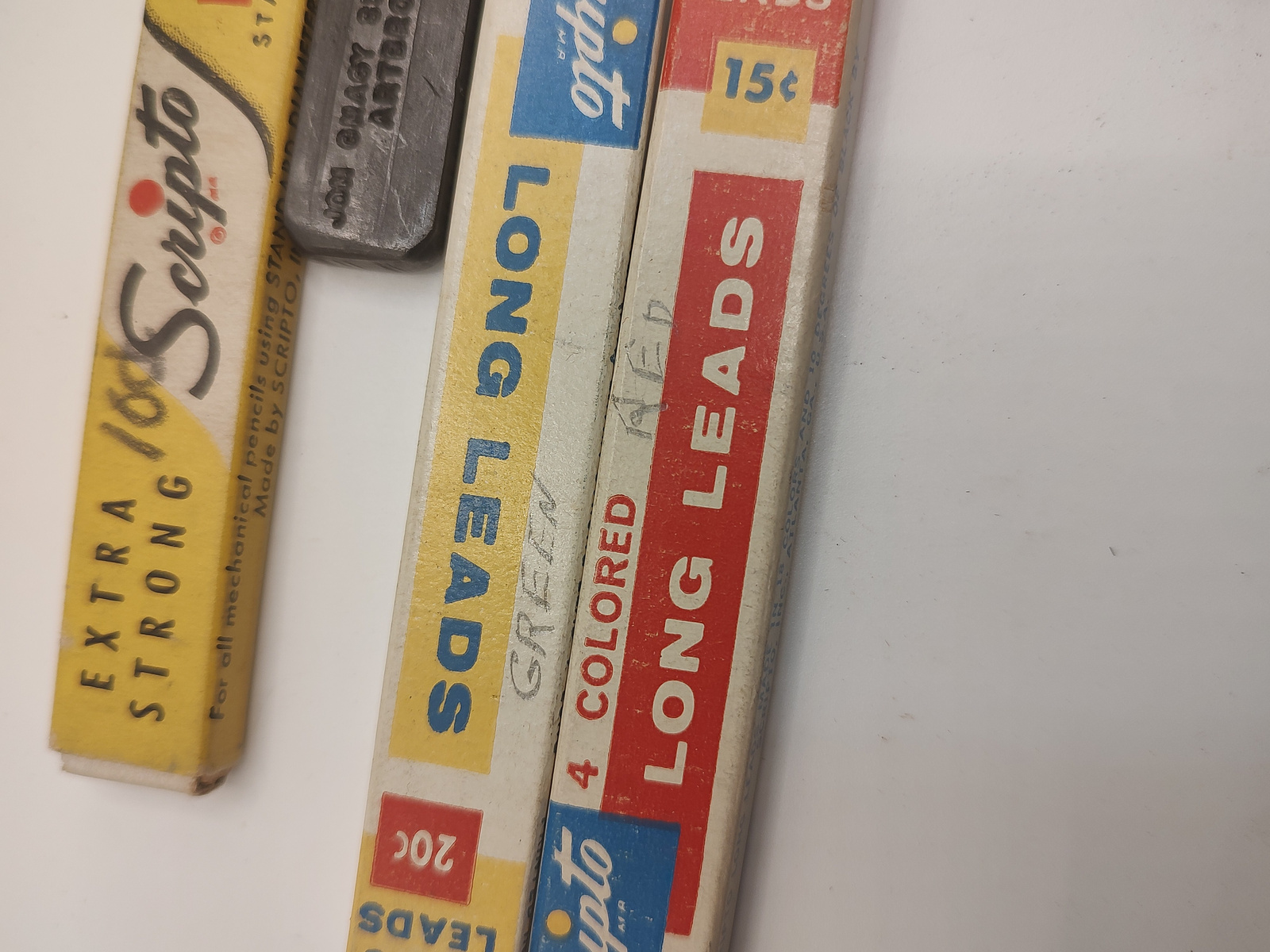 Vintage Scripto Leads Erasers & Eagle Turquoise 4H Drafting Lot - Lot Photo 3