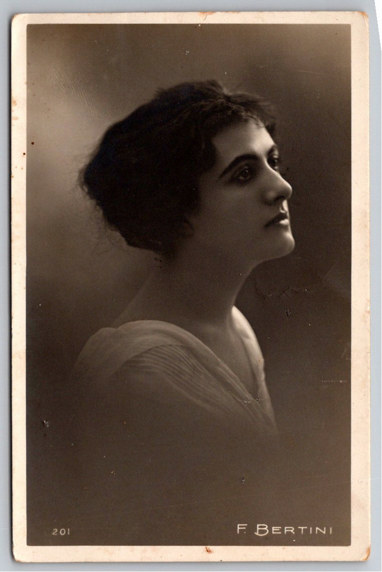 1910s Francesca Bertini Vintage Italian Silent Film Star RPPC