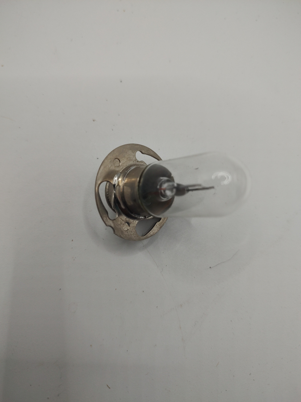 Vintage GE BAK 4V 0.75A Sound Reproducer Optical Exciter Bulb NOS - Angle / View 3