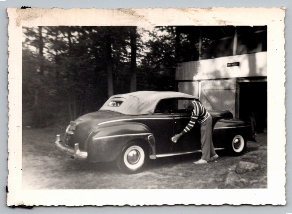 Vintage 1941 Dodge Convertible Snapshot: WWII-Era Auto History