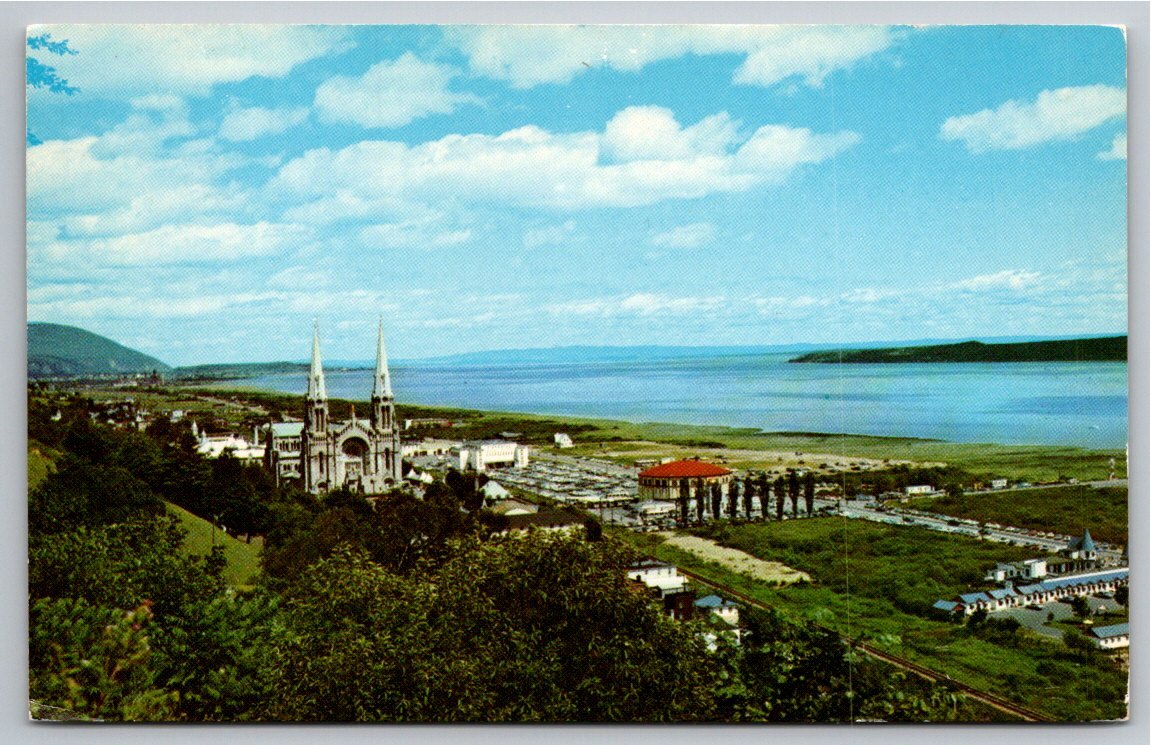 Vintage Postcard: Sainte-Anne-de-Beaupré & Cap Tourmente, Quebec