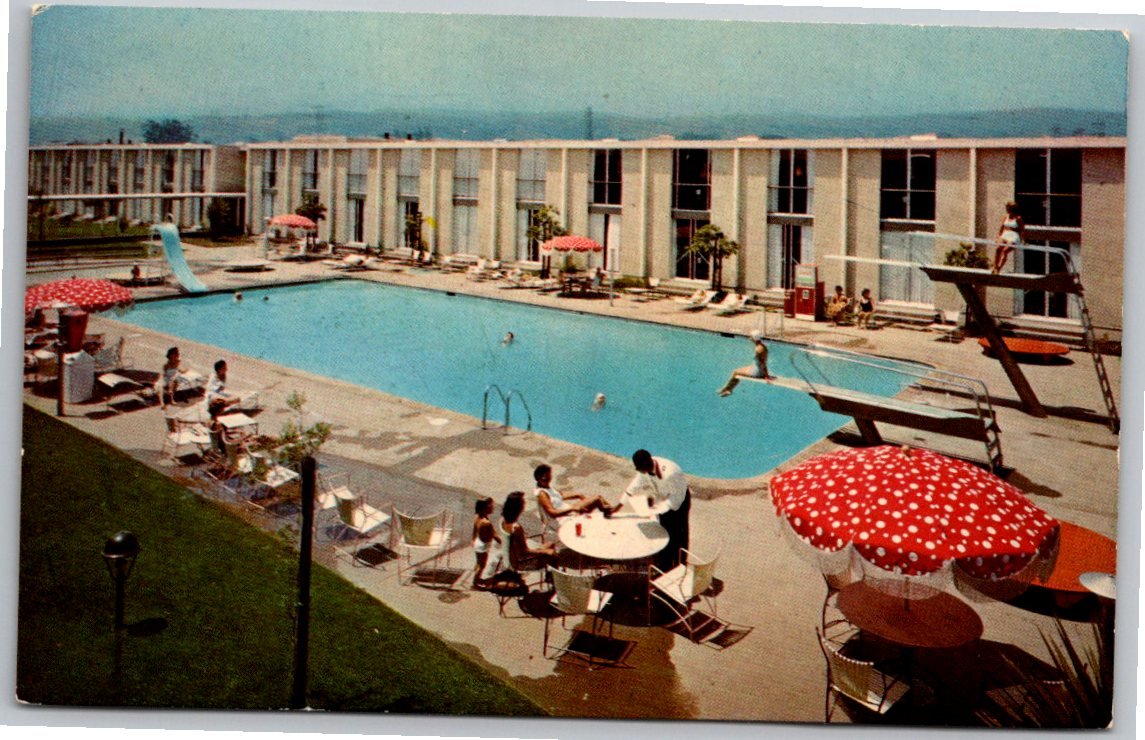 Vintage Mid-Century San Francisco Airport Hilton Inn Pool