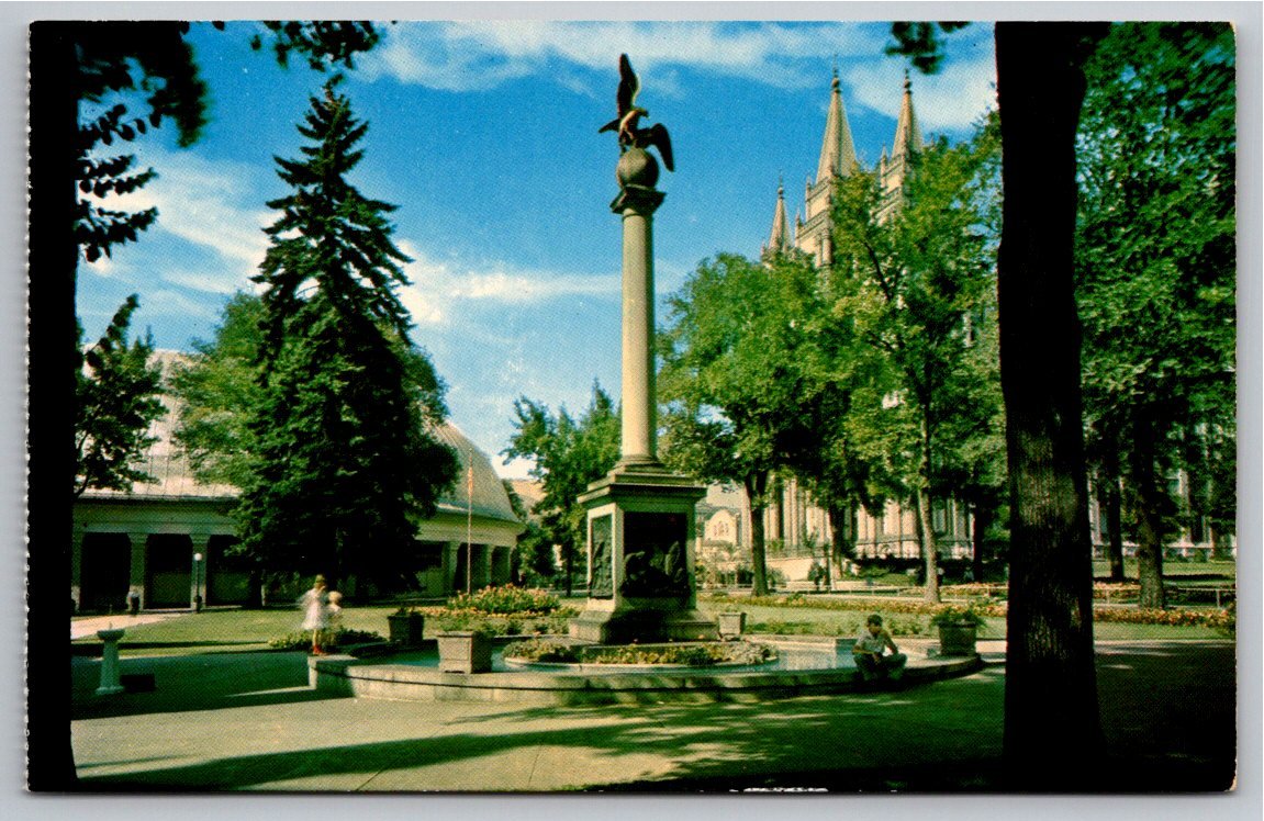 Vintage Sea Gull Monument Postcard, Temple Square Salt Lake City
