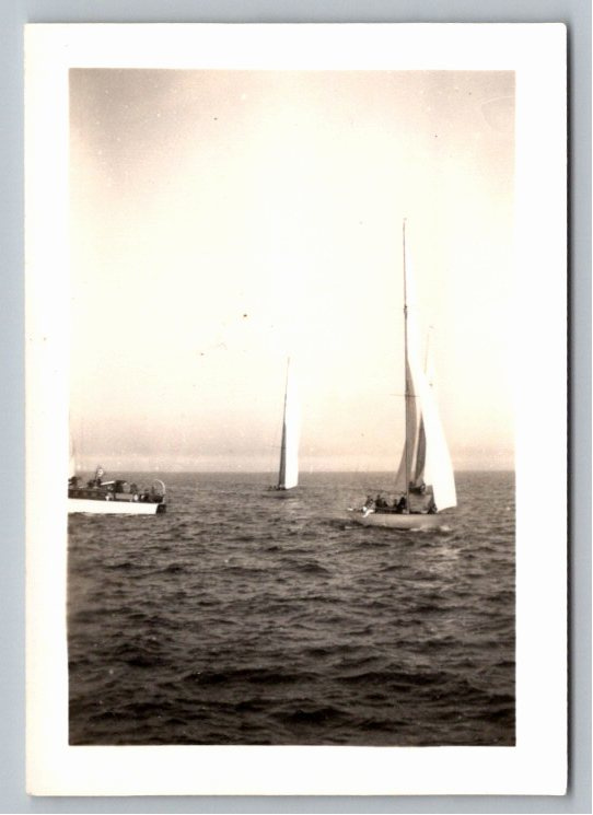 Vintage 1930s Yacht Regatta B&W Photo Snapshot: Ocean Sailing