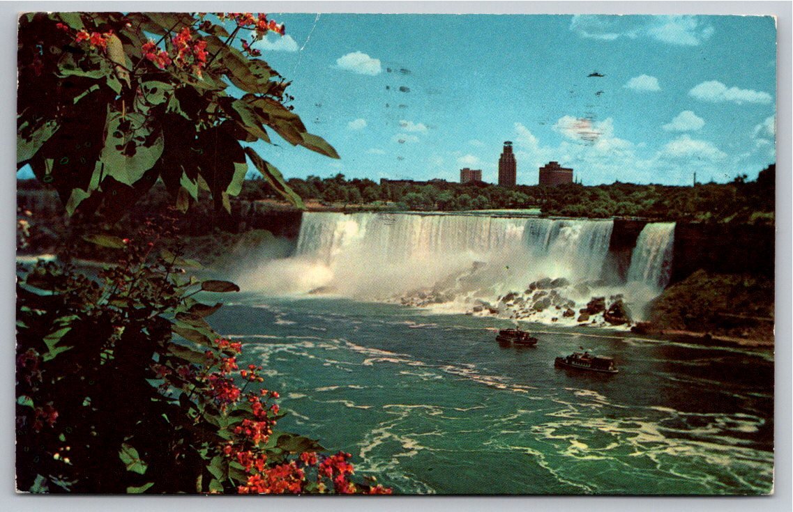 Vintage Niagara Falls Postcards: Queen Victoria Park Views