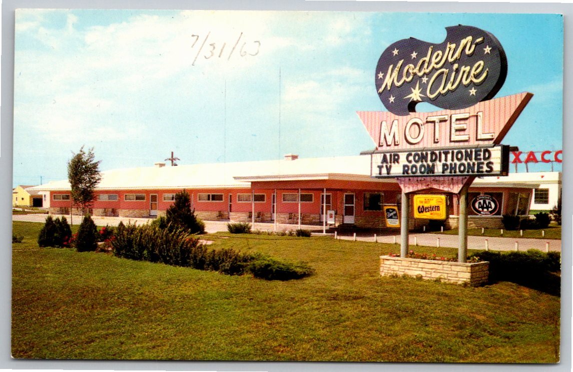 Vintage Modern-Aire Motel Postcard | Fremont, Nebraska US 30