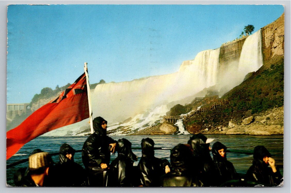 Vintage 1963 Niagara Falls Postcard: Maid of the Mist Excursion