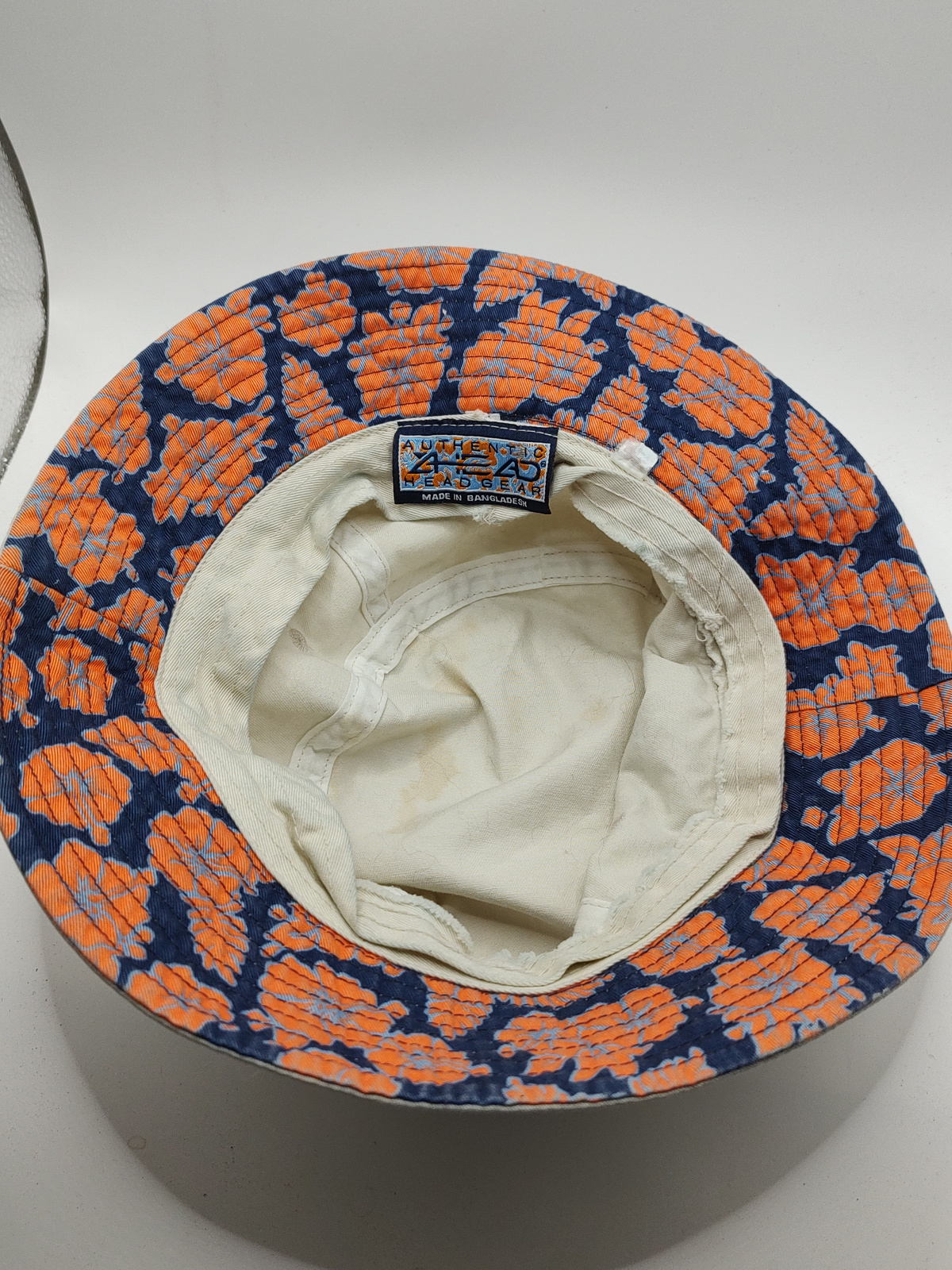 Vintage Florida Gators Ahead Floral Brim Cream Bucket Hat - Angle / View 3